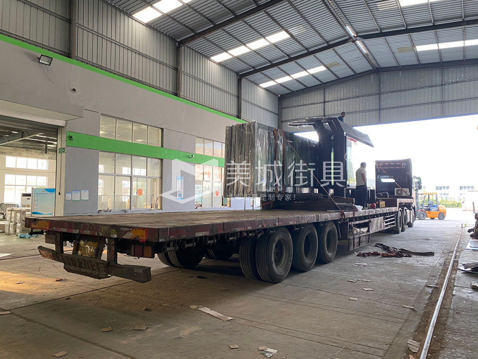 2022.9.21美城街具供應(yīng)咸陽(yáng)候車(chē)亭第二車(chē)發(fā)貨現(xiàn)場(chǎng) 2022.9.21美城街具供應(yīng)咸陽(yáng)候車(chē)亭第二車(chē)發(fā)貨現(xiàn)場(chǎng)